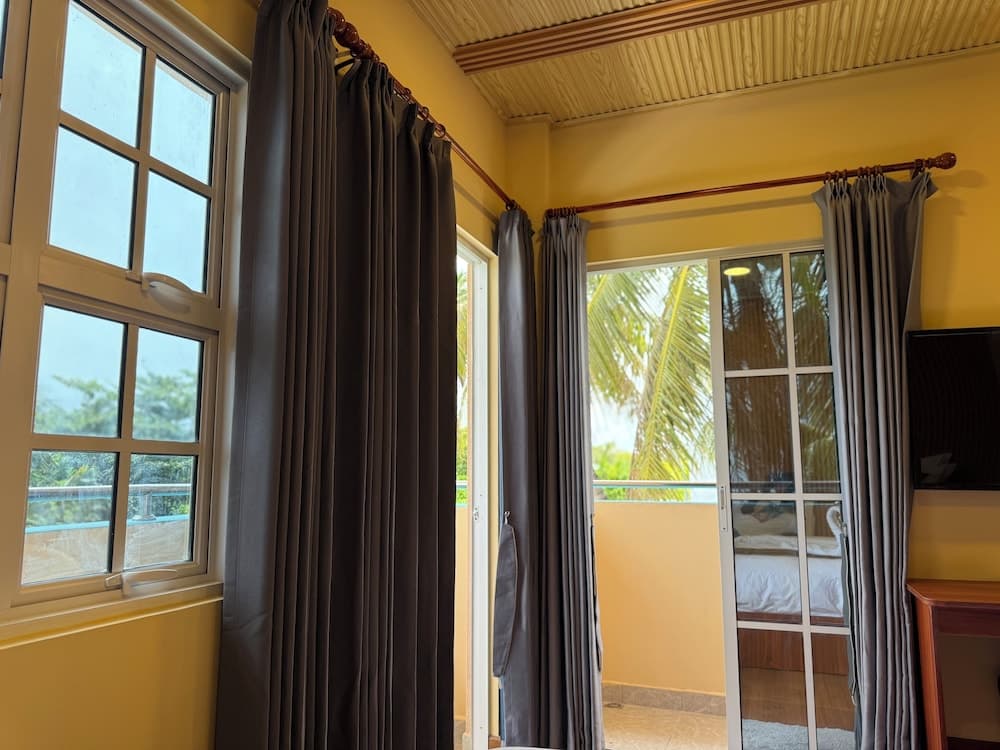 Breeze Haven Surf Retreat - View 36