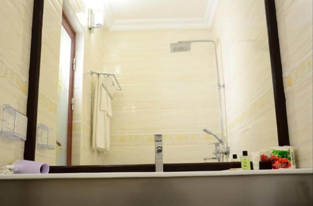 Royal Quest - View 19