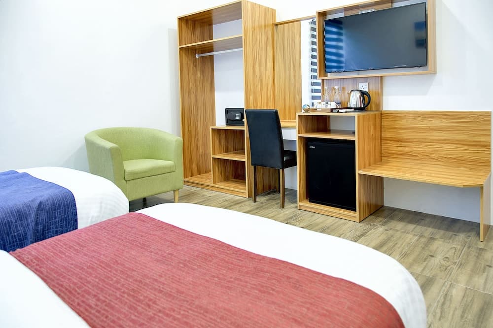 Manta Sky Inn - View 7