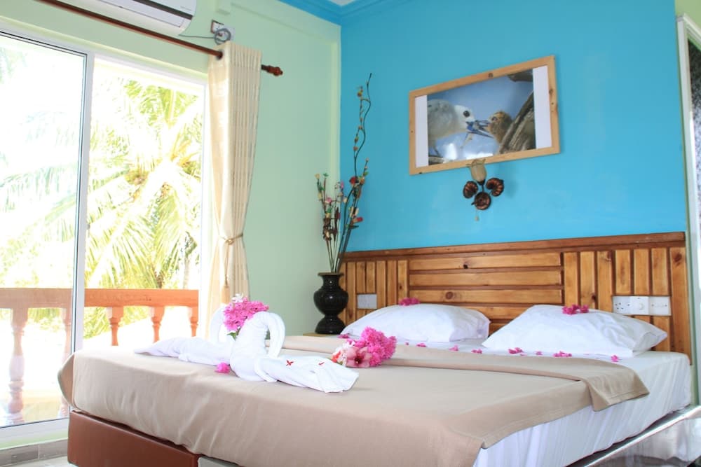 Medhufaru Inn - View 77