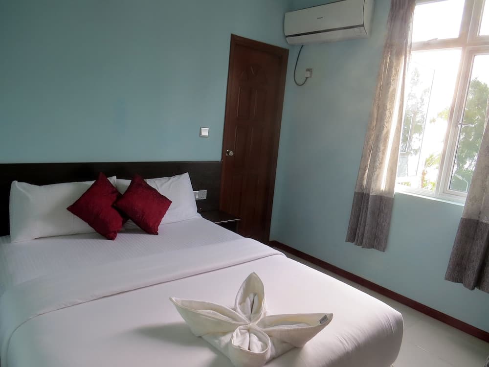 Coral Queen Inn - View 18