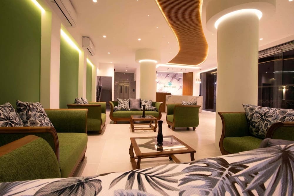 Beach Hotel Guraidhoo - View 17