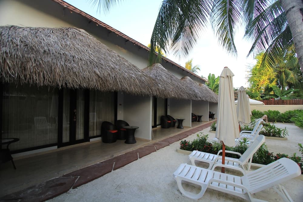 Local Island Inn - View 41