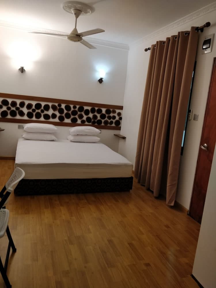 Alkina Lodge - View 5