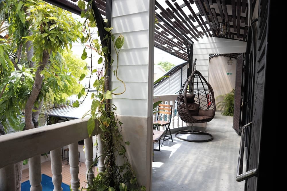 Zinnia Villa - View 11