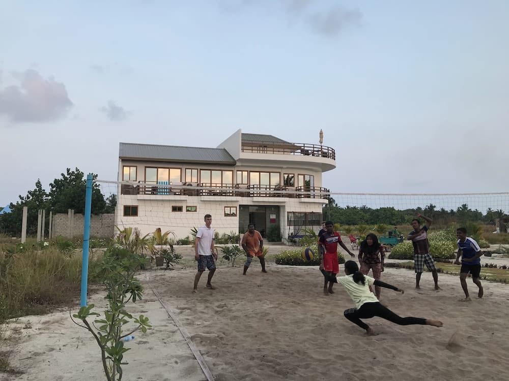 Olive Goidhoo - View 17