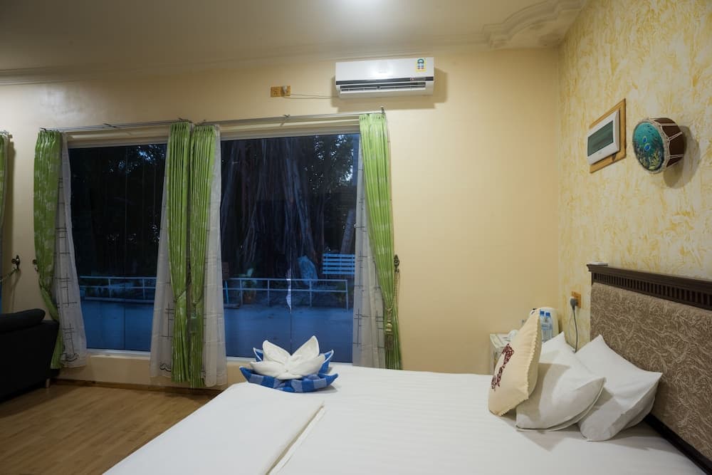 Coral Reef View Inn - View 4