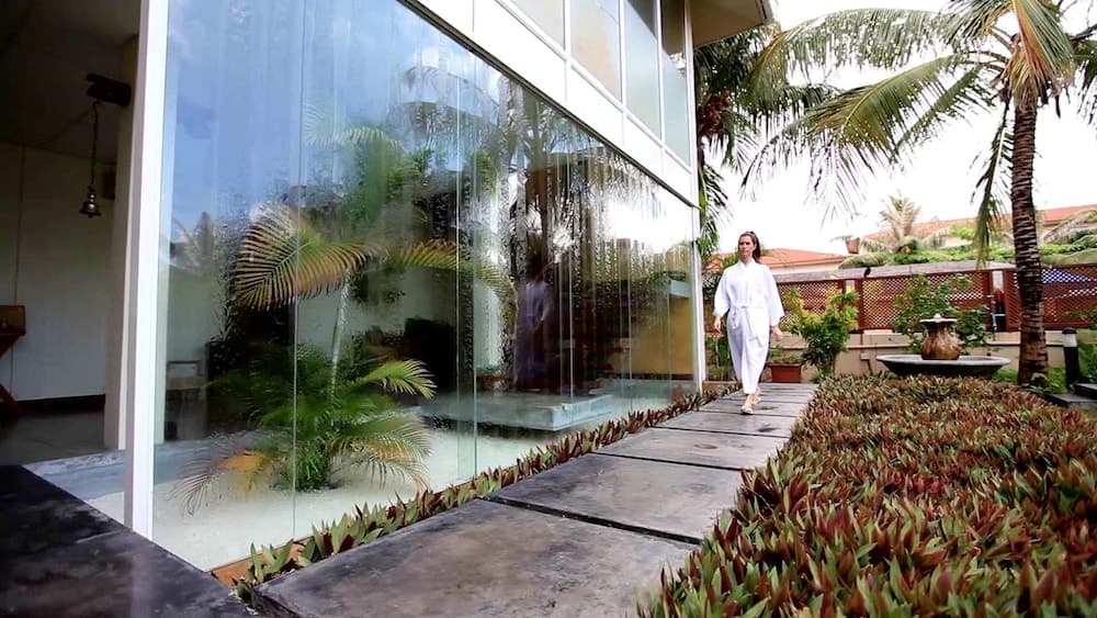 Hulhule Island Hotel - View 69