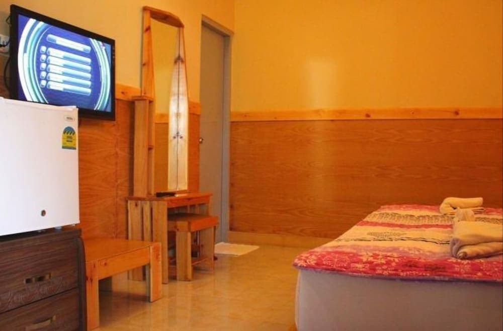 Holiday Lodge - View 9