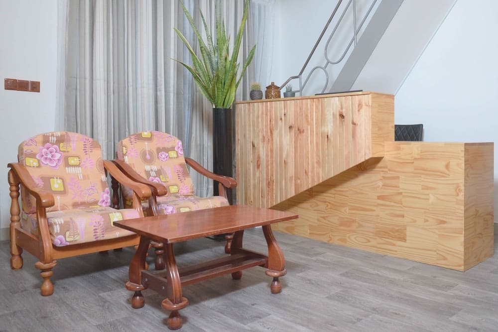 North Edge Inn - View 2