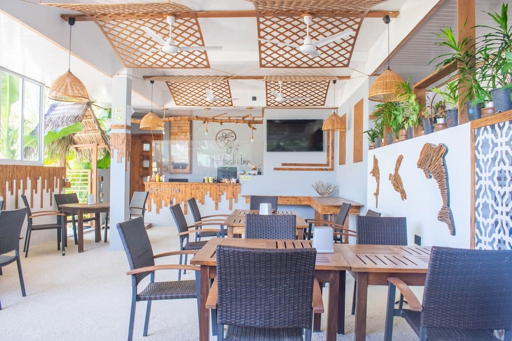 Dhiffushi Inn - View 1