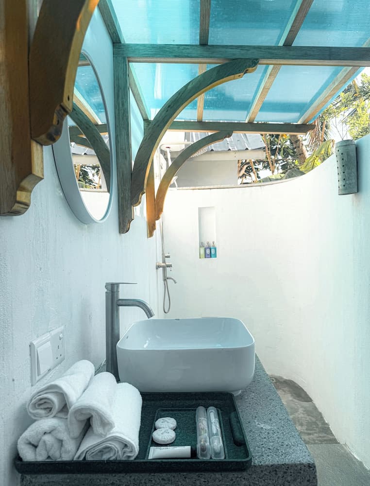 101 Retreat - View 15