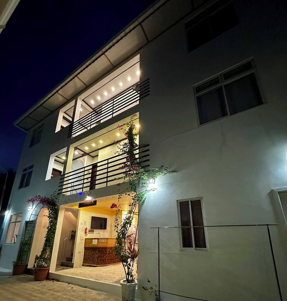 KANBULO House Maldives - View 12