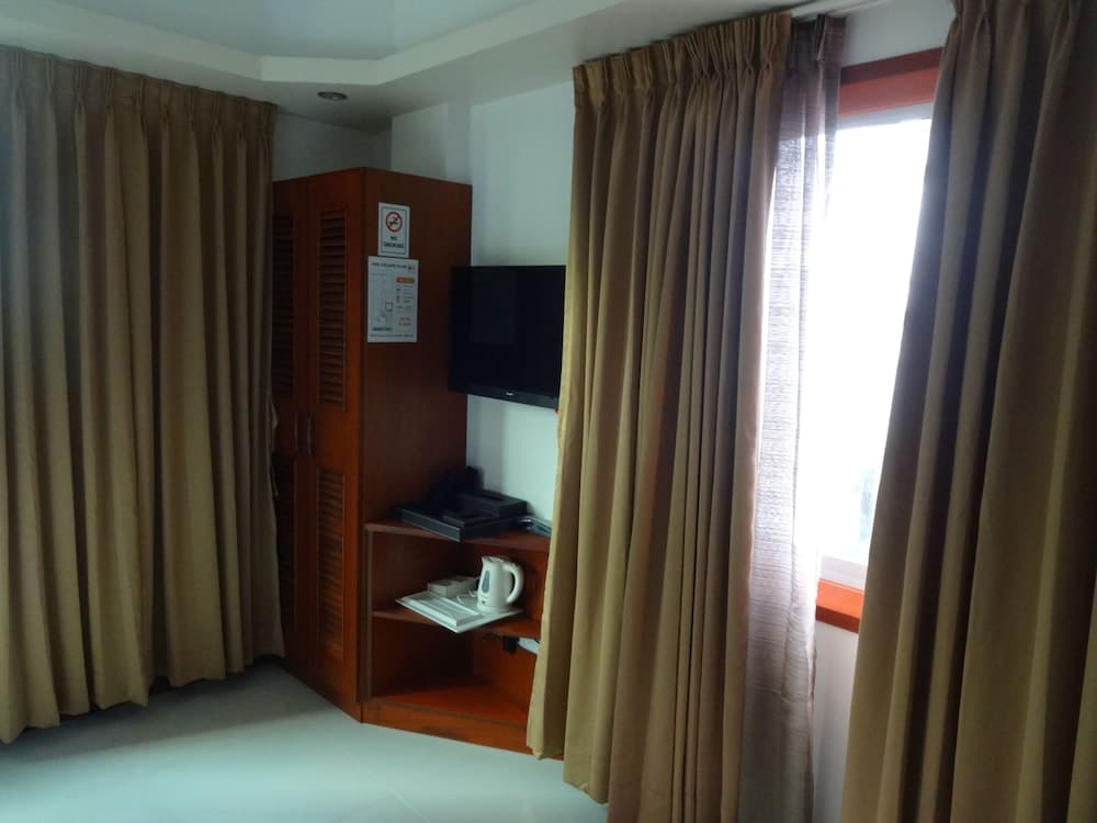 Six In One - View 44