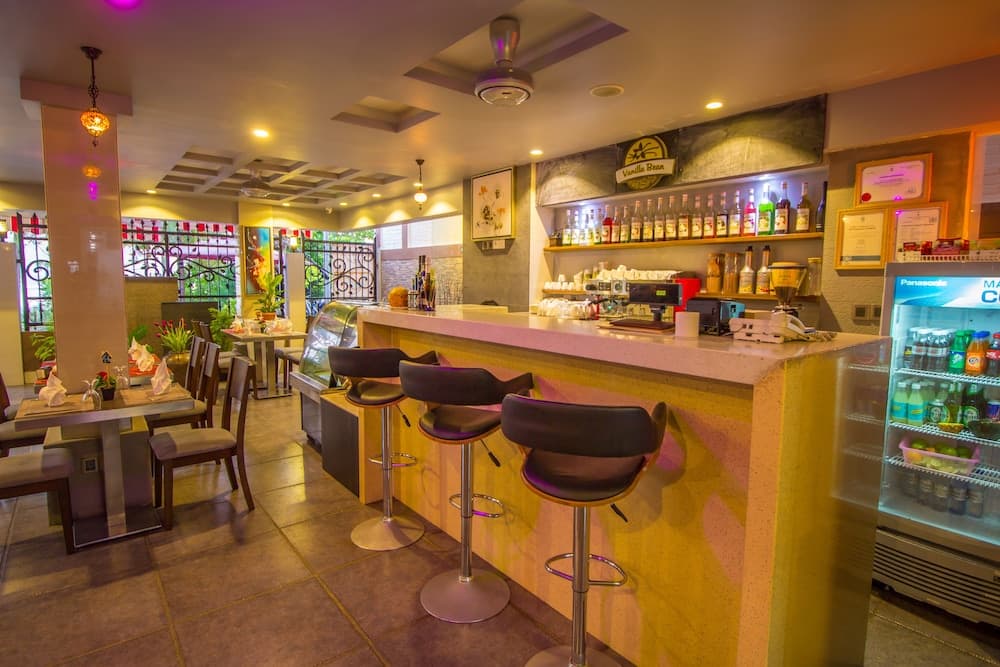 Airport Comfort Inn Premium - View 11