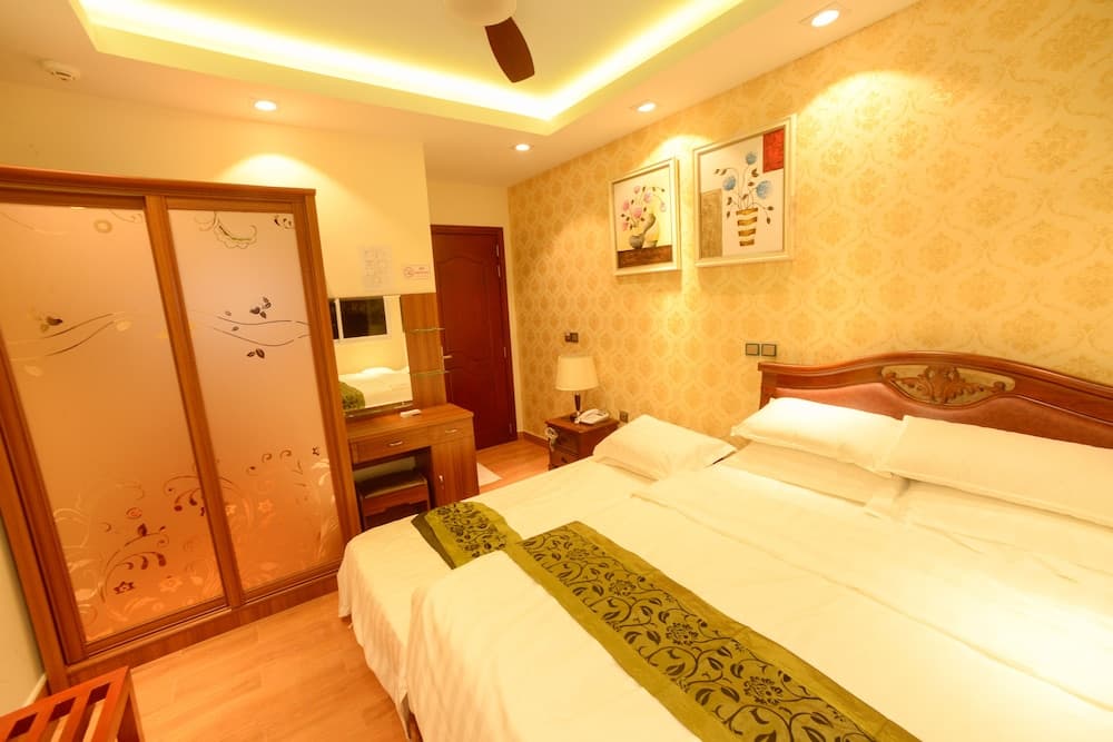 Green Flora - View 28