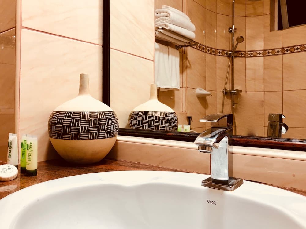 Local Escape Boutique - View 30