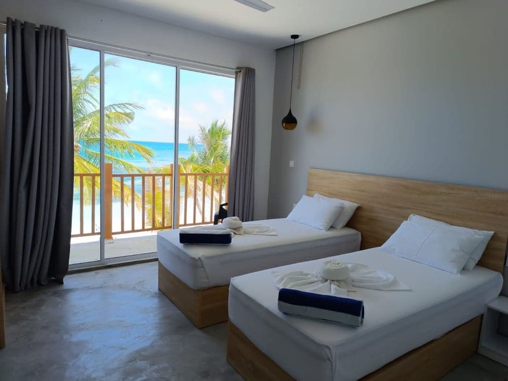 The Sunset Villa - View 39