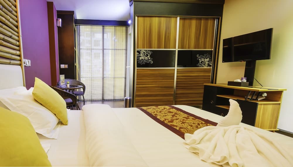 Clear Sky Inn - View 25