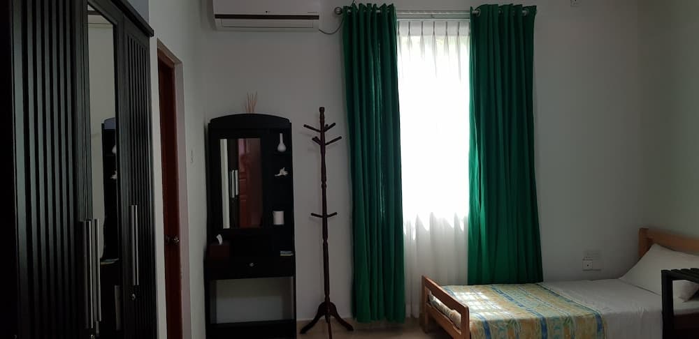 Equa Reef Maldives - View 13