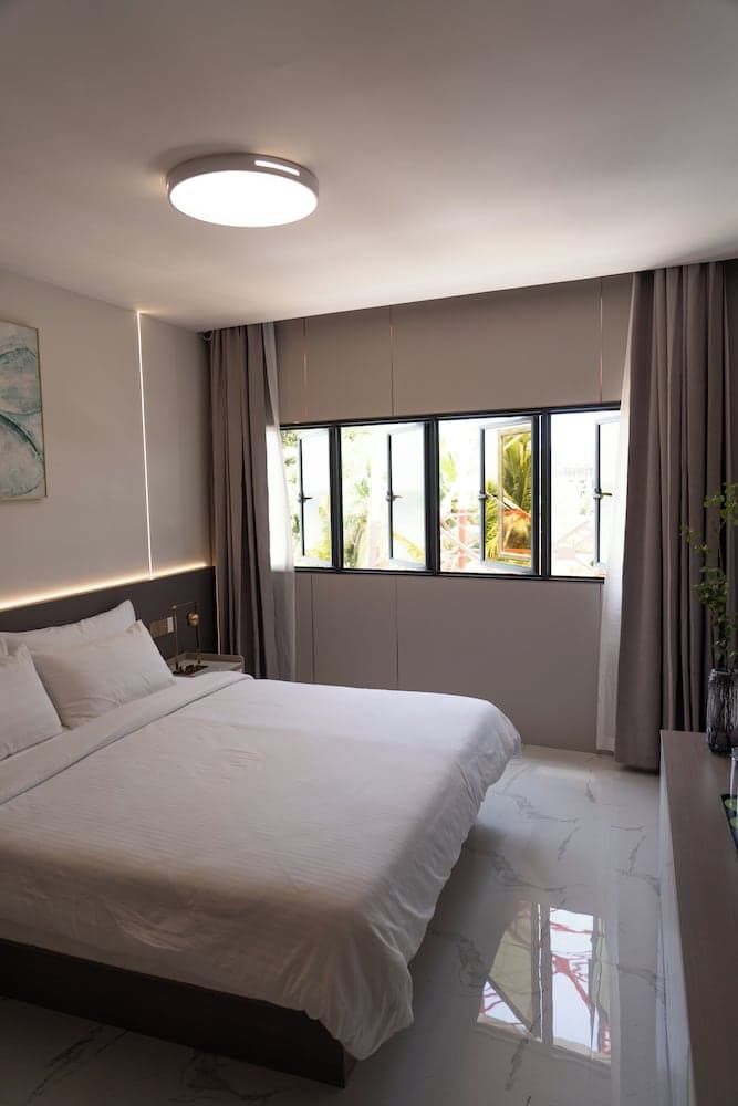 Wings by Hawks Hotels Kamadhoo Baa Atoll - View 7