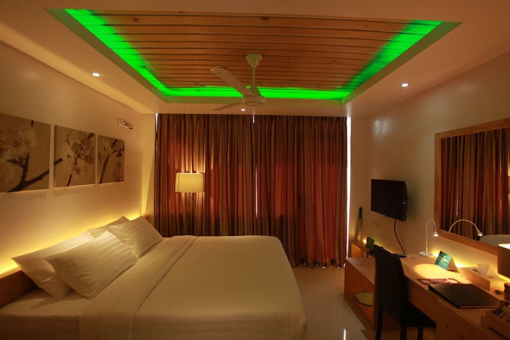 Pine Lodge Maldives - View 22