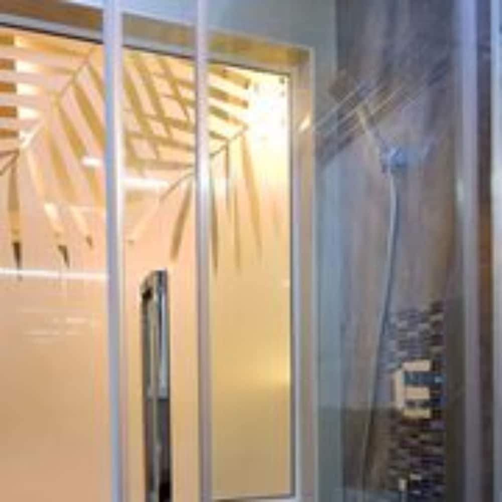 Velana Beach Hotel Maldives - View 21