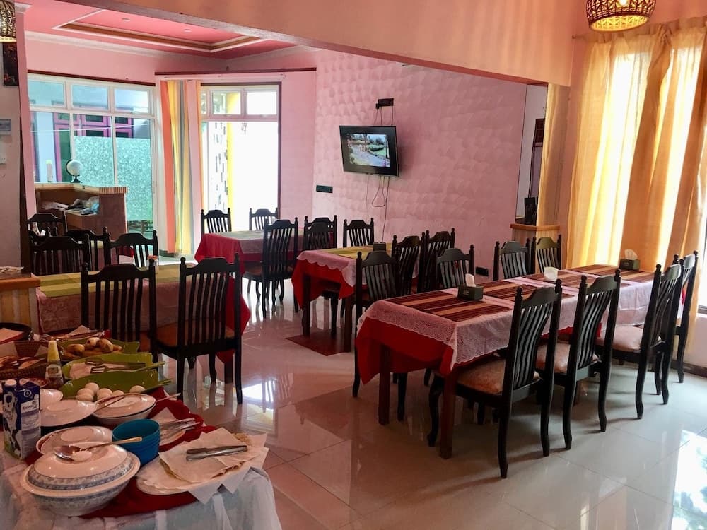 Sunset Holidays - View 12