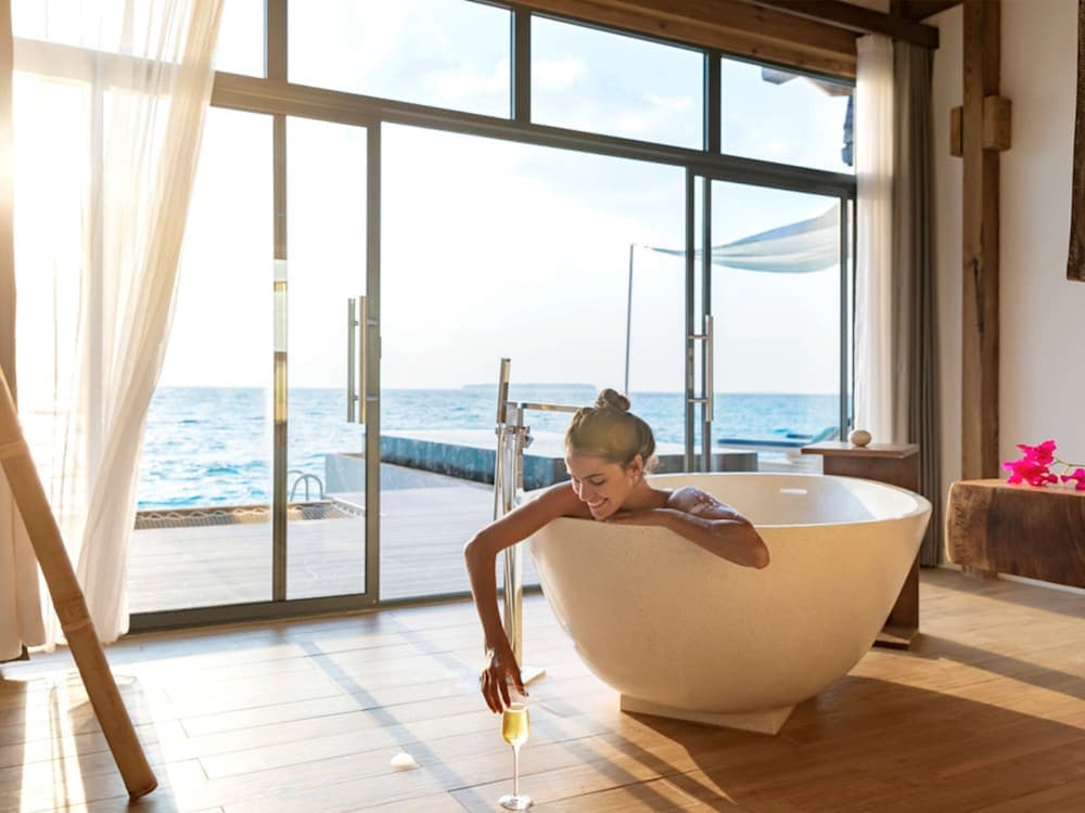 Kuredhivaru Resort & Spa Maldives by Accor - View 4