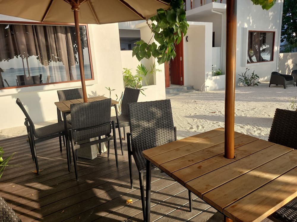 Comfy Cool Breeze by eMzaz - View 8