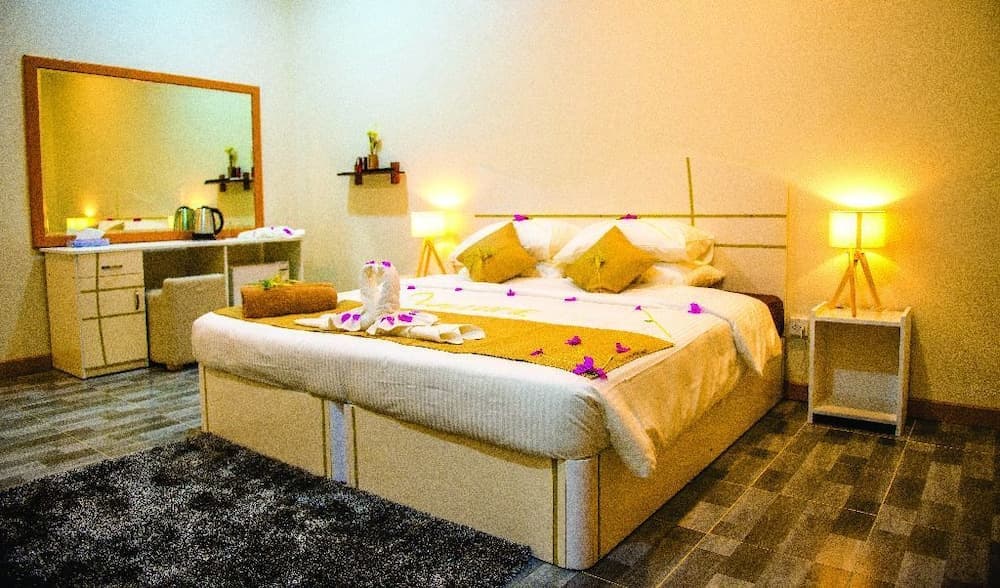 South Ari Inn - View 4