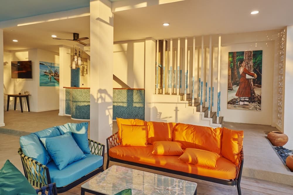 Beach Hotel Dhigurah - View 1