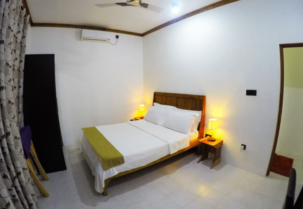Ithaa Beach Maldives - View 6