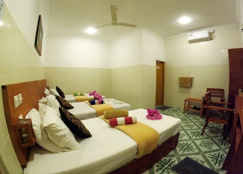 Adroit Beach Inn - View 105