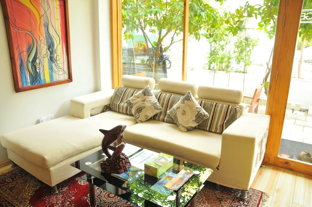 Koamas Lodge - View 4