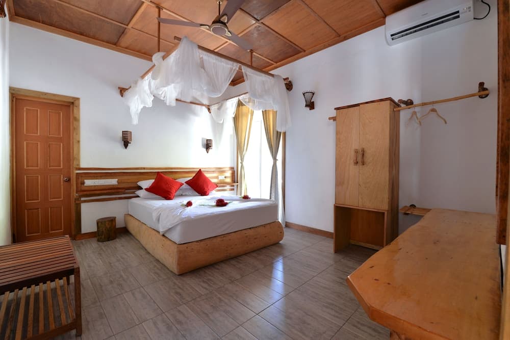 Eden BAANI Lodge - View 9
