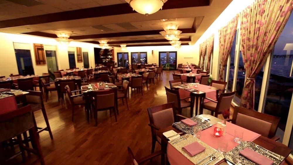 Hulhule Island Hotel - View 2