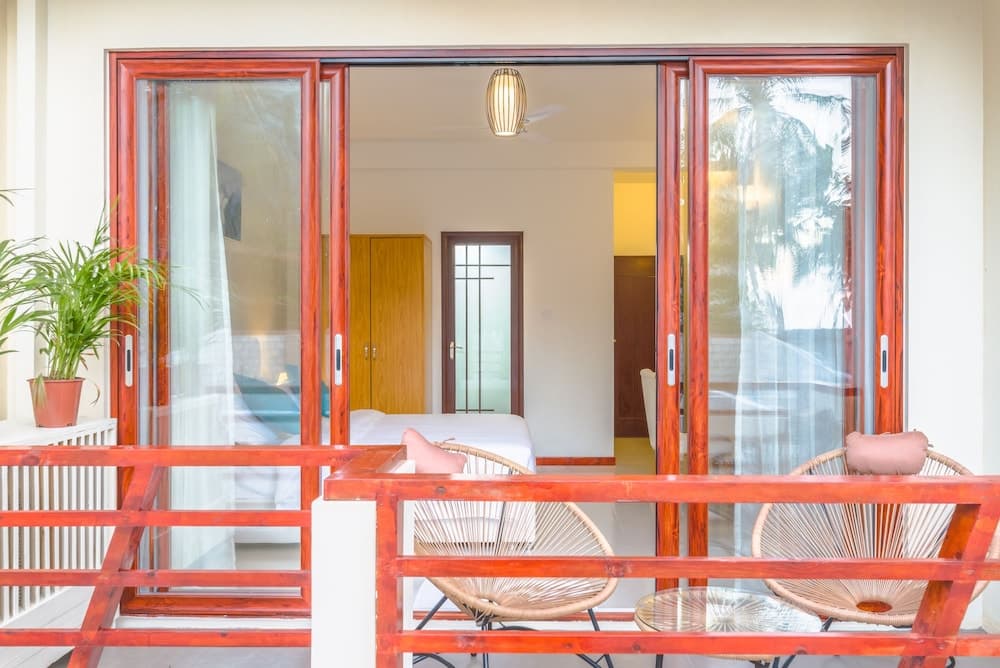 White Sand Dhigurah - View 38