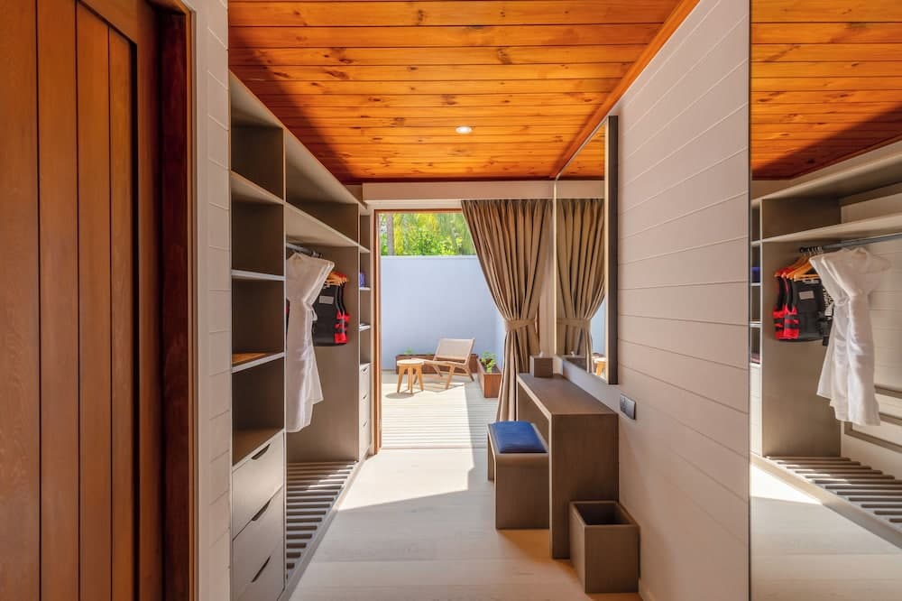 Meeru Maldives Resort Island - View 51