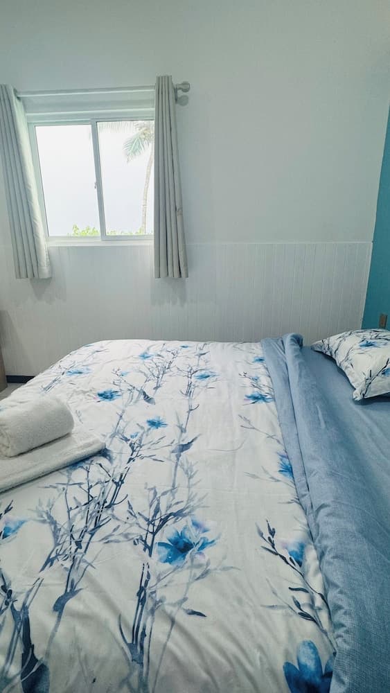 Wave Crest Retreat - View 27