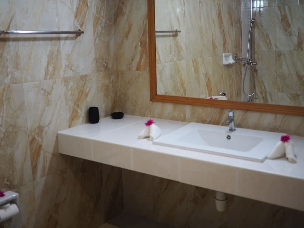 Equator HomeStay - View 25