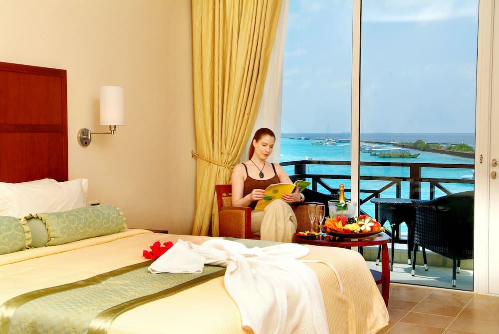 Hulhule Island Hotel - View 23