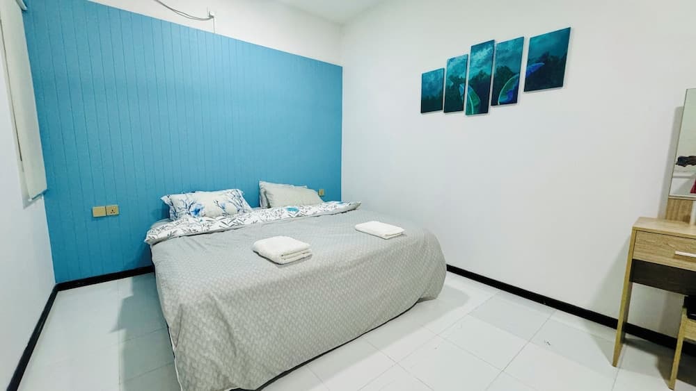 Wave Crest Retreat - View 5