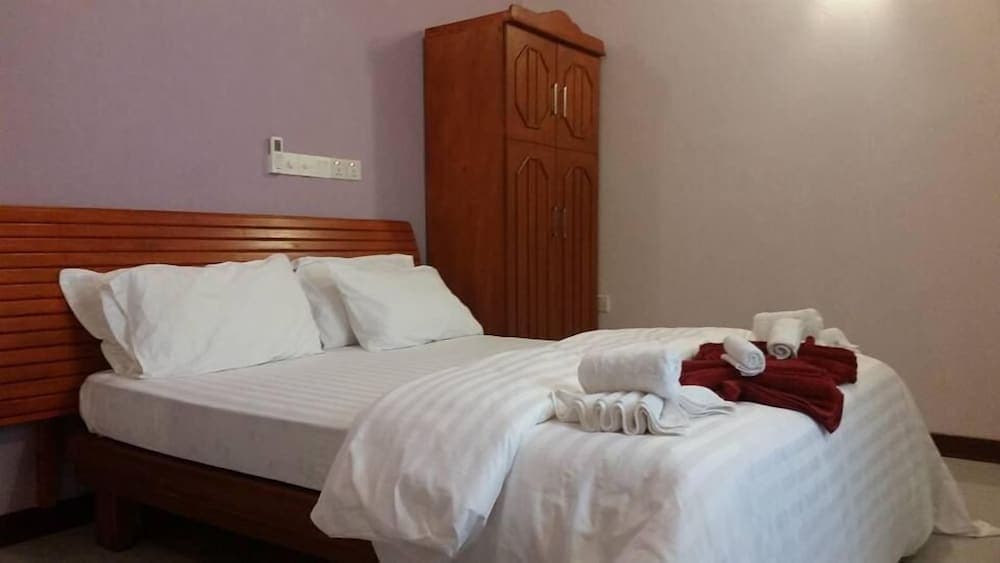 New Moon Village - View 7