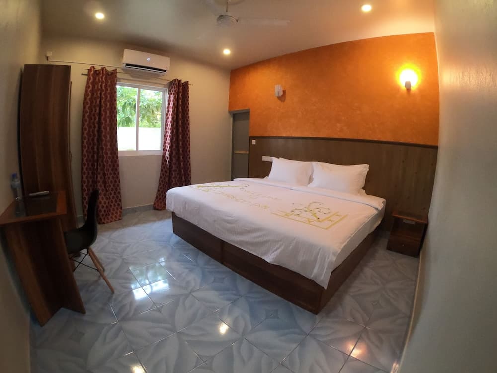 Omadhoo Inn - View 44