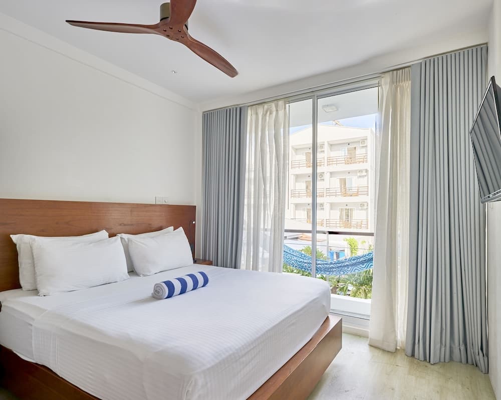 Bliss Dhigurah - View 125