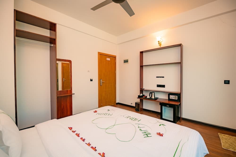 Gaafaru View Inn - View 7