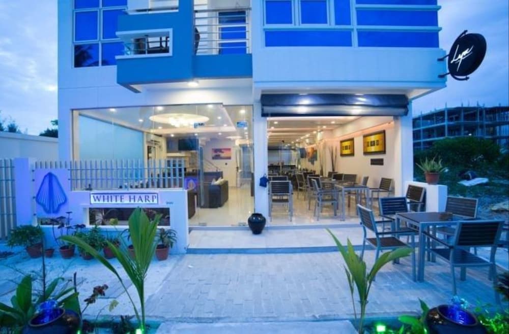 Whiteharp Beach Inn - View 19