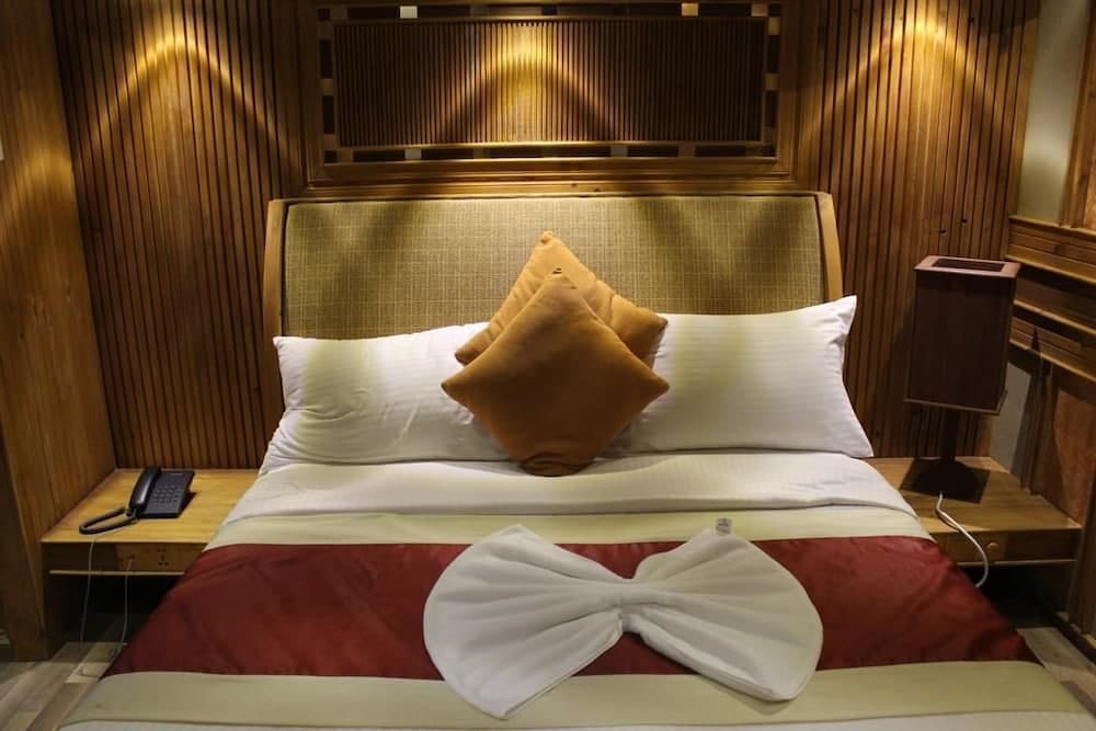 Eureka Serenity Athiri Inn - View 11