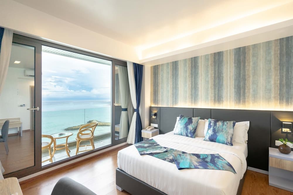 Arena Beach Hotel - View 1